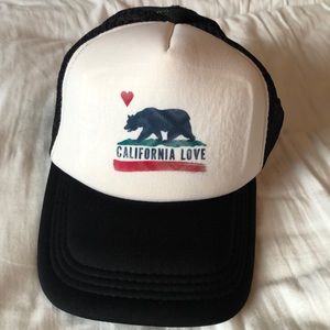 NWOT California Love Trucker Cap